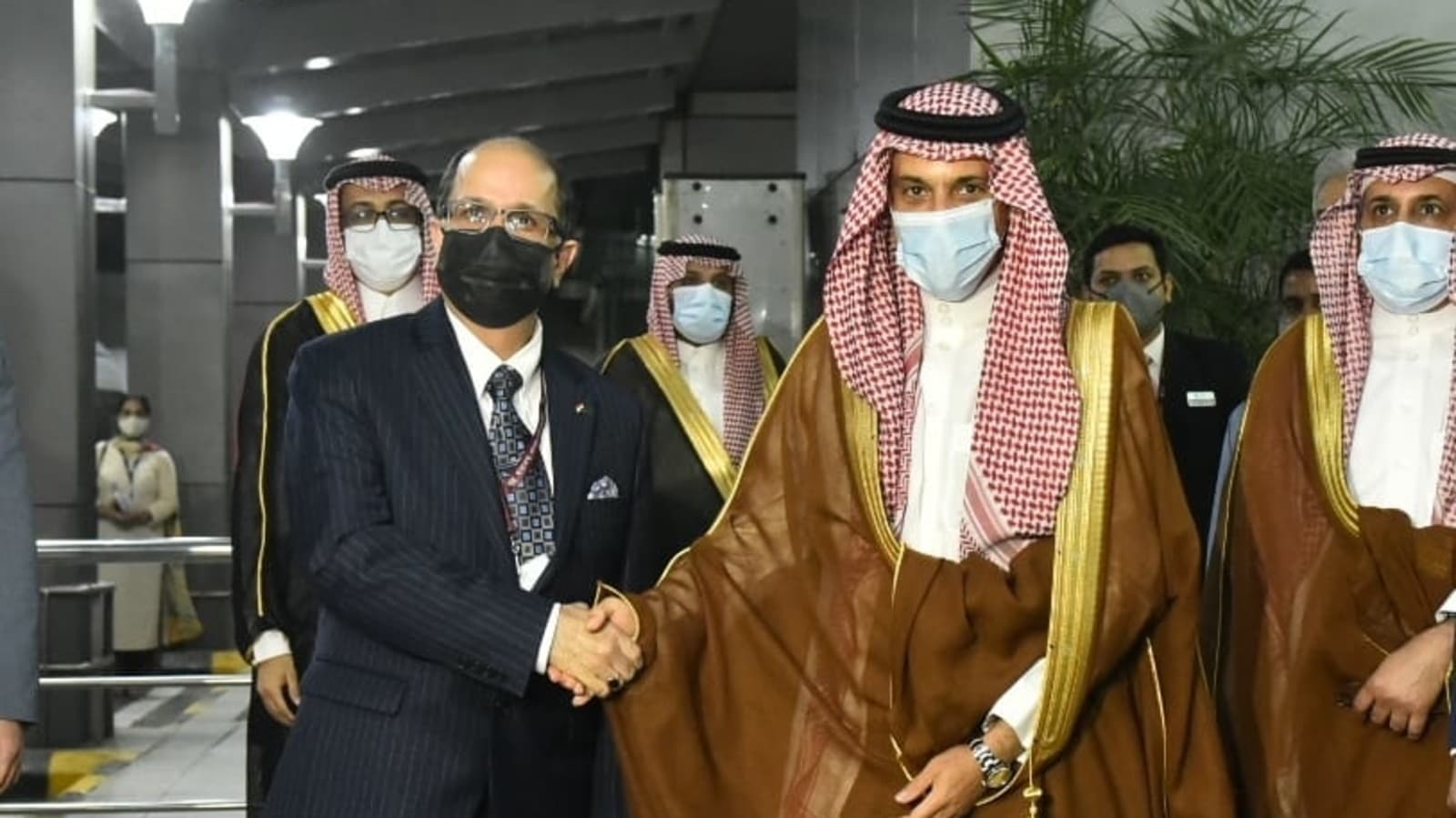 Фейсал Аль Сауд. Фейсал Бин Фархан. Prince Faisal bin Farhan al Saud. Нура бинт Абдуррахман Аль Сауд. Индия и саудовская аравия