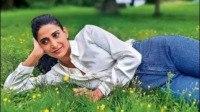 Actor Aahana Kumra is enjoying her work trip in the UK. Actor Aahana Kumra is enjoying her work trip in the UK.