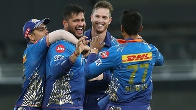 Saurabh Tiwary of Mumbai Indians celebrates after takes catch of the Moeen Ali of CSK during the match between Chennai Super Kings and Mumbai Indians. (ANI)