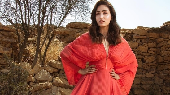 Yami Gautam's <span class='webrupee'>?</span>78k red maxi proves style and comfort aren't mutually exclusive(Instagram/yamigautam)