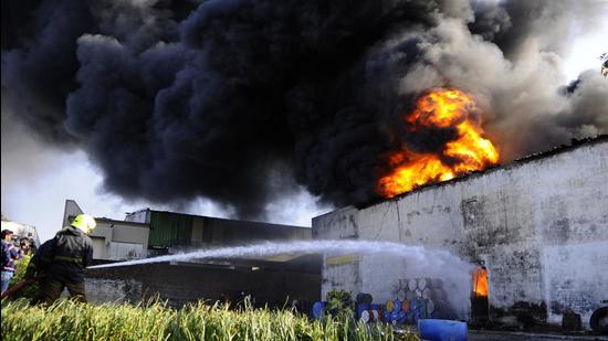 Even in February this year, 600 notices were slapped on violators, with an ultimatum of 15 days, but six months later, no violating structure has been sealed. (HT File Photo)