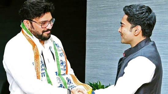 Former Union minister Babul Supriyo joined the Trinamool Congress in presence of party's national general secretary Abhishek Banerjee, in Kolkata on Saturday.&nbsp;(Twitter/Trinamool Congress)