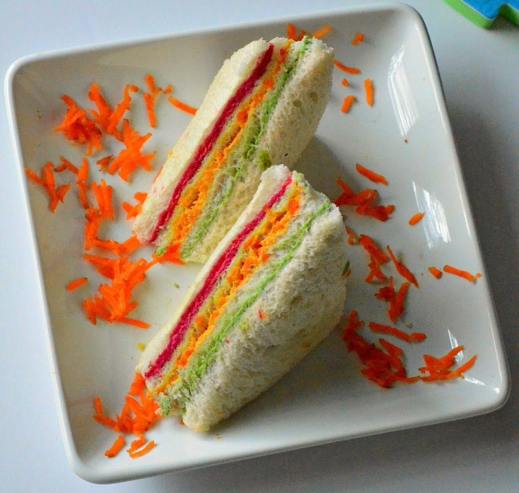 Rainbow sandwich(Pinterest)