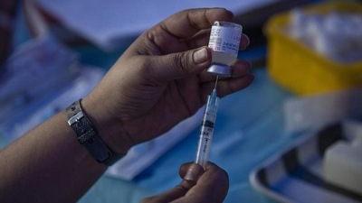 Last Friday, on the occasion of Prime Minister Narendra Modi’s 71st birthday, the BJP state government led by chief minister Bhupendra Patel, administered more than 2.21 million doses in Gujarat (AP file photo)