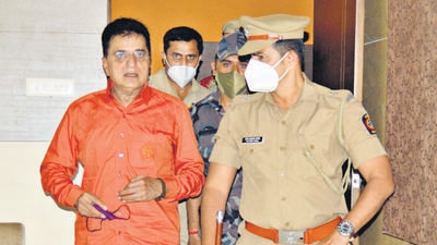 Kirit Somaiya, Former BJP MP, on Monday claimed he was stopped and detained by police at Karad in western Maharashtra while he was on his way to Kolhapur. (HT PHOTO) Kirit Somaiya, Former BJP MP, on Monday claimed he was stopped and detained by police at Karad in western Maharashtra while he was on his way to Kolhapur. (HT PHOTO)