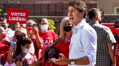 Justin Trudeau is pitching its management of the pandemic and leveraging the wedge issue of vaccine passports against the principal opposition leader O’Toole who has opposed imposition of mandatory vaccination. Justin Trudeau is pitching its management of the pandemic and leveraging the wedge issue of vaccine passports against the principal opposition leader O’Toole who has opposed imposition of mandatory vaccination.