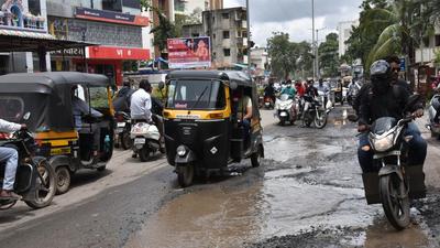PMC will begin the issuance of credit notes to private developers contracted to develop roads and/or bridges under the PPP (public private partnership) model. (HT PHOTO)