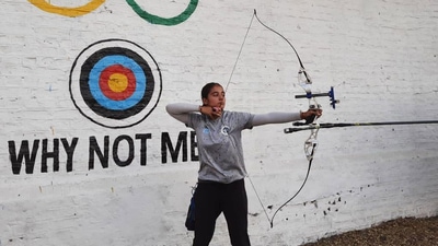 &nbsp;Ridhi Phor takes aim.&nbsp; (HT)