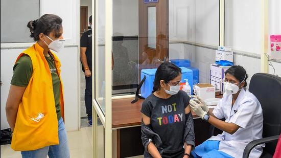 Covid vaccination underway at a new centre opened at AIIMS on Monday. (Amal KS/HT) Covid vaccination underway at a new centre opened at AIIMS on Monday. (Amal KS/HT)