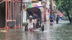 Many areas in the Bengal capital such as Ballygunge, Golf Green, Palmer Bazar, Topsia, Ultadanga, Chetla etc received more than 100 millimeters (mm) of rainfall on Sunday leading to flooding.(PTI) Many areas in the Bengal capital such as Ballygunge, Golf Green, Palmer Bazar, Topsia, Ultadanga, Chetla etc received more than 100 millimeters (mm) of rainfall on Sunday leading to flooding.(PTI)