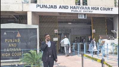 The SC collegium has also recommended transfer of three judges to the Punjab and Haryana HC. (HT File Photo)