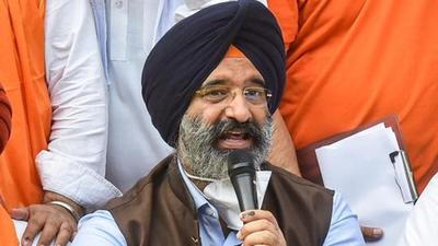 Manjinder Singh Sirsa lost the DSGMC polls held on August 22, to Shiromani Akali Dal (Delhi) candidate Harvinder Singh Sarna. (PTI) Manjinder Singh Sirsa lost the DSGMC polls held on August 22, to Shiromani Akali Dal (Delhi) candidate Harvinder Singh Sarna. (PTI)