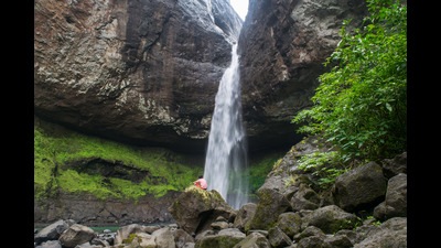 Devkund Waterfall (Photo: Shutterstock) Devkund Waterfall (Photo: Shutterstock)