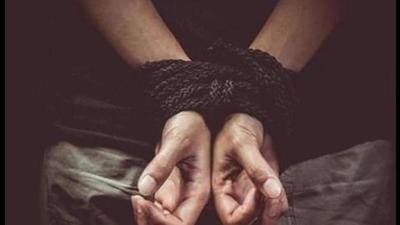 Police have rescued a 21-year-old son of a merchant, who was kidnapped on Monday from the Hoshiarpur vegetable market at gunpoint by some car-borne persons, from Amritsar. Police have rescued a 21-year-old son of a merchant, who was kidnapped on Monday from the Hoshiarpur vegetable market at gunpoint by some car-borne persons, from Amritsar.