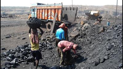 Punjab’s move to hire a new contractor to run the Pachhwara coal mine through reverse bidding will eventually save around ₹600 crore annually and reduce tariff by 20 to 30 paisa per unit. (HT/Representative image) Punjab’s move to hire a new contractor to run the Pachhwara coal mine through reverse bidding will eventually save around ₹600 crore annually and reduce tariff by 20 to 30 paisa per unit. (HT/Representative image)