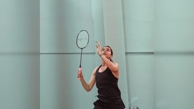 Deepika Padukone and PV Sindhu's fans flooded the comment section with questions asking the two players "What's cooking." (Instagram/@deepikapdukone) Deepika Padukone and PV Sindhu's fans flooded the comment section with questions asking the two players "What's cooking." (Instagram/@deepikapdukone)