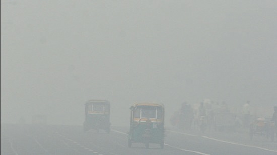 Delhi environment minister Gopal Rai announced earlier this month that the government will release a winter action plan this year to ensure that pollution from various sources is kept in check. (HT)