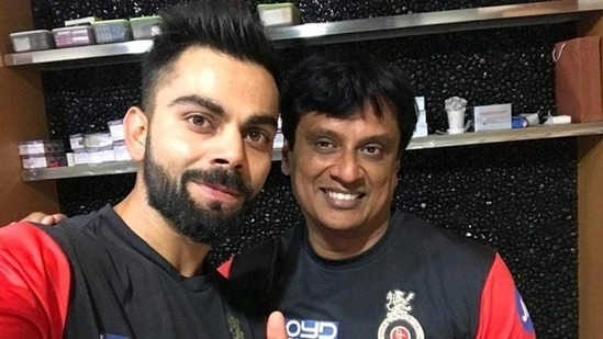 Virat Kohli with Shanker Basu.(Twitter) Virat Kohli with Shanker Basu.(Twitter)
