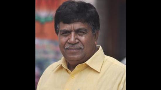 Panchkula MLA Gian Chand Gupta said that an attempted robbery in broad daylight at jewellery shop in a peaceful city like Panchkula is a matter of concern and directed the police to ensure that such incidents are prevented. (HT)
