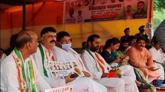 The OBC wing of the Congress on Tuesday organised the protests in all district headquarters, while the main event was held near Raj Bhawan in the state capital. (HT PHOTO)