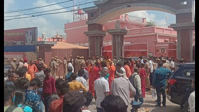Crowd outside the Baghambari Gaddi Math in Prayagraj on Wednesday. (HT Photo)