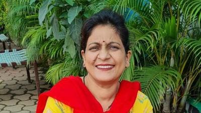 Dr Aarti Gokhale, the transplant coordinator at ZTCC, said that the lungs were allocated to a patient in KIMS, Secunderabad. (HT) Dr Aarti Gokhale, the transplant coordinator at ZTCC, said that the lungs were allocated to a patient in KIMS, Secunderabad. (HT)