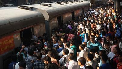 The mega block is being undertaken by CR for construction work of the fifth and sixth railway line between Diva and Thane stations (HT PHOTO) The mega block is being undertaken by CR for construction work of the fifth and sixth railway line between Diva and Thane stations (HT PHOTO)