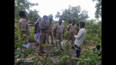 Police quiz locals on location (HT Photo) Police quiz locals on location (HT Photo)