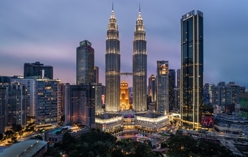 Malaysia will resume interstate travel to help revive domestic tourism once 90% of the adult population is fully vaccinated, Prime Minister Ismail Sabri Yaakob said. (Unsplash)