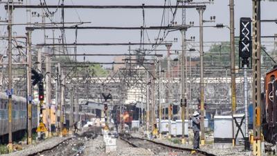 The railway police in Pune have recorded around 300 unidentified bodies found on the tracks in the past three years. (HT FILE (FOR REPRESENTATIONAL PURPOSE))