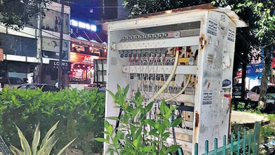 Officials said that they will inspect the entire area, adding that a lot of old cable feeders and chambers are being replaced in different sectors. (Sourced) Officials said that they will inspect the entire area, adding that a lot of old cable feeders and chambers are being replaced in different sectors. (Sourced)