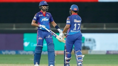 Shreyas Iyer and Rishabh Pant celebrate after Delhi Capitals beat Sunrisers Hyderabad by 8 wickets in Dubai (IPL)