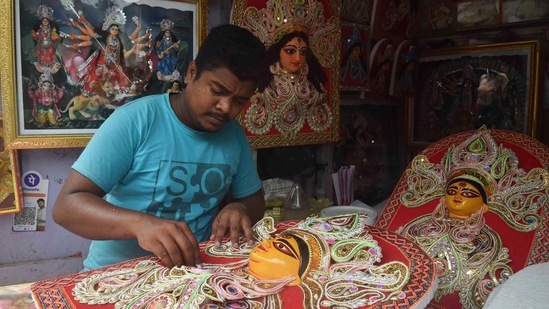 Durga Puja festival will start on Oct. 11 and end with the immersion of idols on Oct. 15.(PTI) Durga Puja festival will start on Oct. 11 and end with the immersion of idols on Oct. 15.(PTI)
