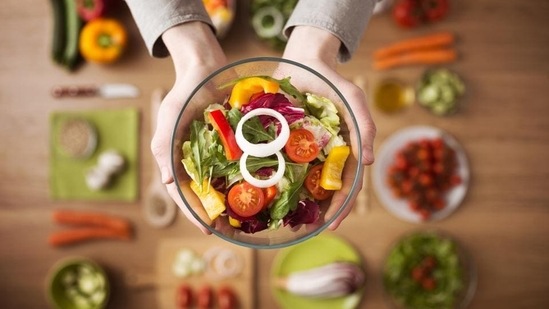 Overweight children can reduce cardiovascular risks by following healthy diet: Study Overweight children can reduce cardiovascular risks by following healthy diet: Study