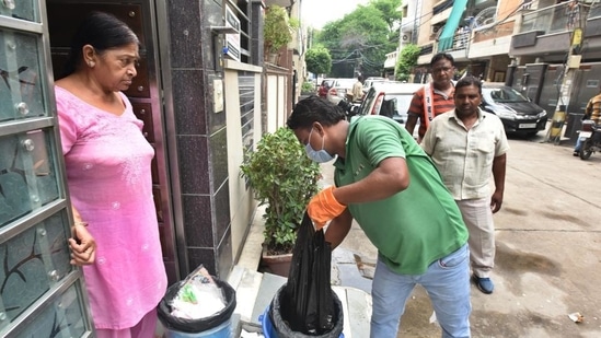 The north MCD has also set up a separate dust control and management cell headed by its chief engineer.(Raj K Raj/HT PHOTO)