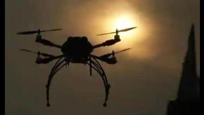 A search of the car of the accused revealed two improvised explosive devices (IEDs), two hand-grenades and three pistols. Police said they suspect that the arms and explosives were dropped by a drone from Pakistan. (Rpresentative image/HT)