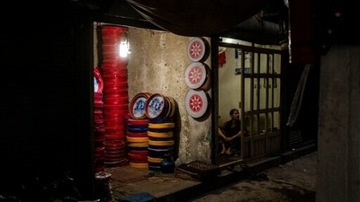 Dairas, or tambourines, piled up in a shop in Kabul’s Old City, Afghanistan, Tuesday, Sept. 14, 2021. About a month after the Taliban seized power in Afghanistan, the music is starting to go quiet. The last time that the militant group ruled the country, in the late 1990s, it outright banned music. (AP Photo/Bernat Armangue) Dairas, or tambourines, piled up in a shop in Kabul’s Old City, Afghanistan, Tuesday, Sept. 14, 2021. About a month after the Taliban seized power in Afghanistan, the music is starting to go quiet. The last time that the militant group ruled the country, in the late 1990s, it outright banned music. (AP Photo/Bernat Armangue)