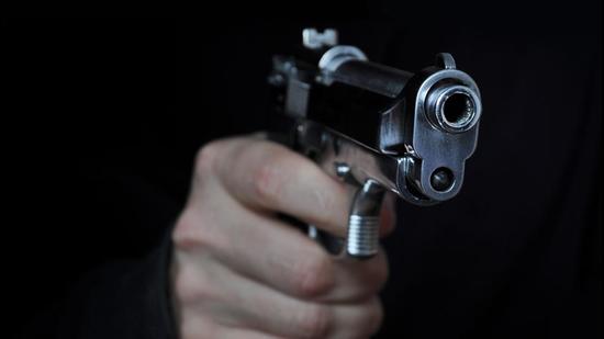 Four armed criminals on two bikes looted <span class='webrupee'>₹</span>1.80 lakh at gunpoint and sped away towards West Bengal, the customer service point agent told the police on Wednesday. (GETTY IMAGES.)
