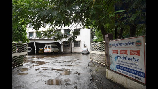 Navi Mumbai to get its sixth mother-and-child (MCH) hospital in Digha. The one in picture is the MCH in Turbhe. (BACHCHAN KUMAR/HT PHOTO)