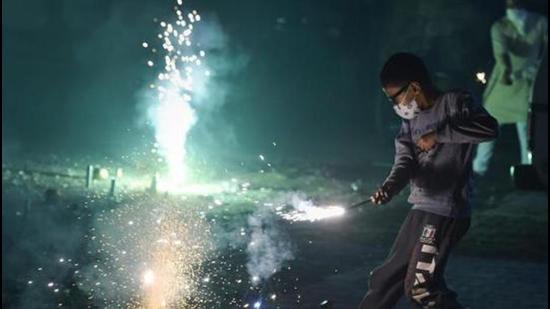 Delhi environment minister Gopal Rai said neighbouring states should switch to CNG for their public vehicles and implement complete ban on crackers to control pollution in Delhi and the entire region. (PTI)