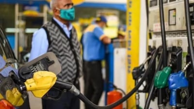 Pump prices of petrol in the national capital, however, remained unchanged at ₹101.19 since September 5. (HT file photo) Pump prices of petrol in the national capital, however, remained unchanged at ₹101.19 since September 5. (HT file photo)