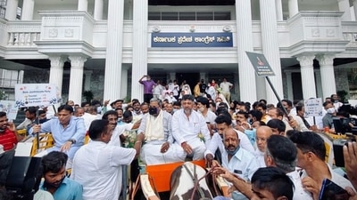 Congress leaders Siddaramaiah, DK Shivakumar at the Assembly on Friday. (Image credit: Twitter@DKShivakumar) Congress leaders Siddaramaiah, DK Shivakumar at the Assembly on Friday. (Image credit: Twitter@DKShivakumar)