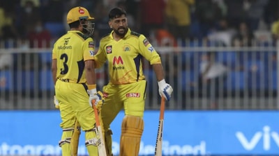 However, Suresh Raina (17) and Dhoni (11*) saw the team over the line. (BCCI/IPL)