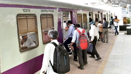 Existing Covid-19 protocols mandated for MEMU suburban services on Mumbai division will be followed(HT_PRINT) Existing Covid-19 protocols mandated for MEMU suburban services on Mumbai division will be followed(HT_PRINT)