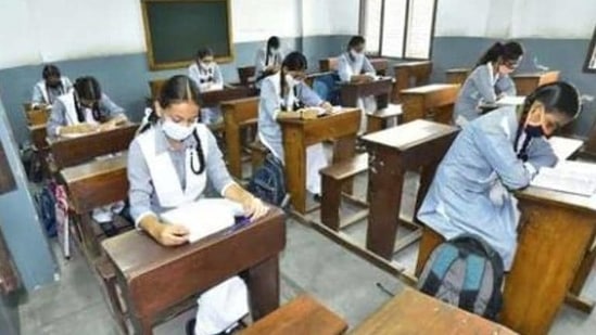 Students of Classes 10 and 12 will attend school on Monday, Tuesday and Wednesday, whereas those of Classes 9 and 11 will come to school on Thursday, Friday and Saturday in a week. (Image for representational purpose)(File) Students of Classes 10 and 12 will attend school on Monday, Tuesday and Wednesday, whereas those of Classes 9 and 11 will come to school on Thursday, Friday and Saturday in a week. (Image for representational purpose)(File)