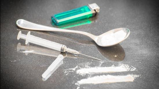 Earlier this week, a mother-daughter duo travelling from Johannesburg to Mumbai through Doha were arrested with Heroin worth nearly <span class='webrupee'>₹</span>25 crore at the Chhatrapati Shivaji International Airport. (SHUTTERSTOCK.)