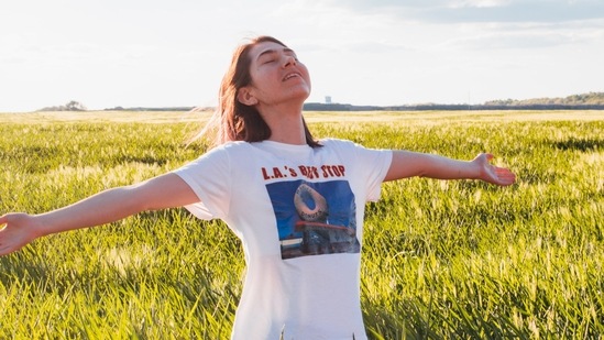 Flush all toxins from body: Lemon water will help flush out all the toxins from the body if taken early morning on an empty stomach.(Unsplash)