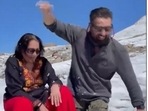 Sunny Deol plays with his mom on a snow-capped mountain.