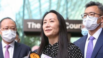 Huawei Technologies chief financial officer Meng Wanzhou speaks to media outside the British Columbia Supreme Court following a hearing on her release in Vancouver, Canada, on Friday. (REUTERS) Huawei Technologies chief financial officer Meng Wanzhou speaks to media outside the British Columbia Supreme Court following a hearing on her release in Vancouver, Canada, on Friday. (REUTERS)
