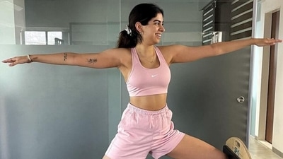Khushi Kapoor's first try at yoga's Warrior II on Pilates Reformer, see all pics (Instagram/@namratapurohit) Khushi Kapoor's first try at yoga's Warrior II on Pilates Reformer, see all pics (Instagram/@namratapurohit)